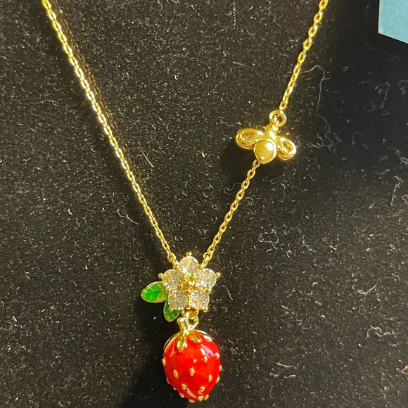 Kate Spade "Strawberry Fields" Gold Plated necklace with Bee & Strawberry - NWT - Picture 5 of 6